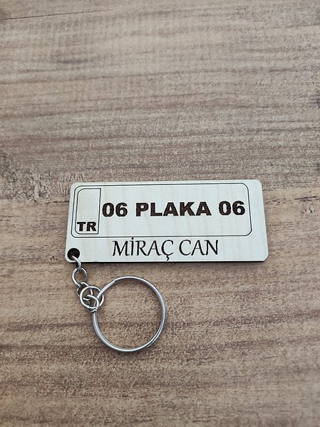 Ahşap Plaka ve İsim Yazılı Anahtarlık Kişiye Özel Kazıma