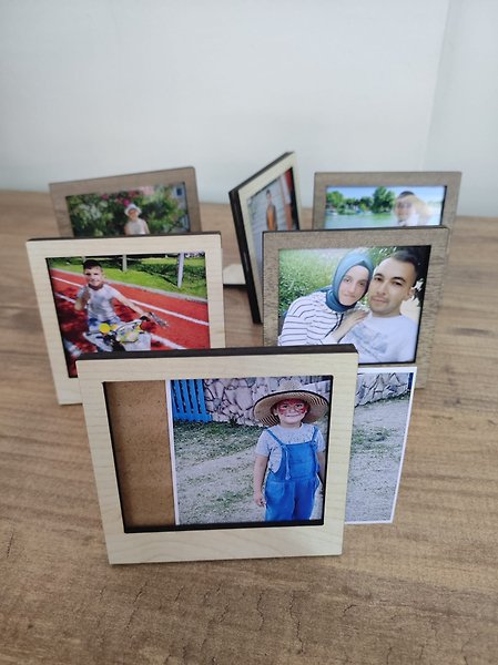 Miracix MRCFTRM98 2'Li Ahşap (FOTOĞRAF DAHİL) Polaroid Mini Fotoğraf Çerçevesi - 9x9cm Desenli Açık Kahverengi-1 Adet